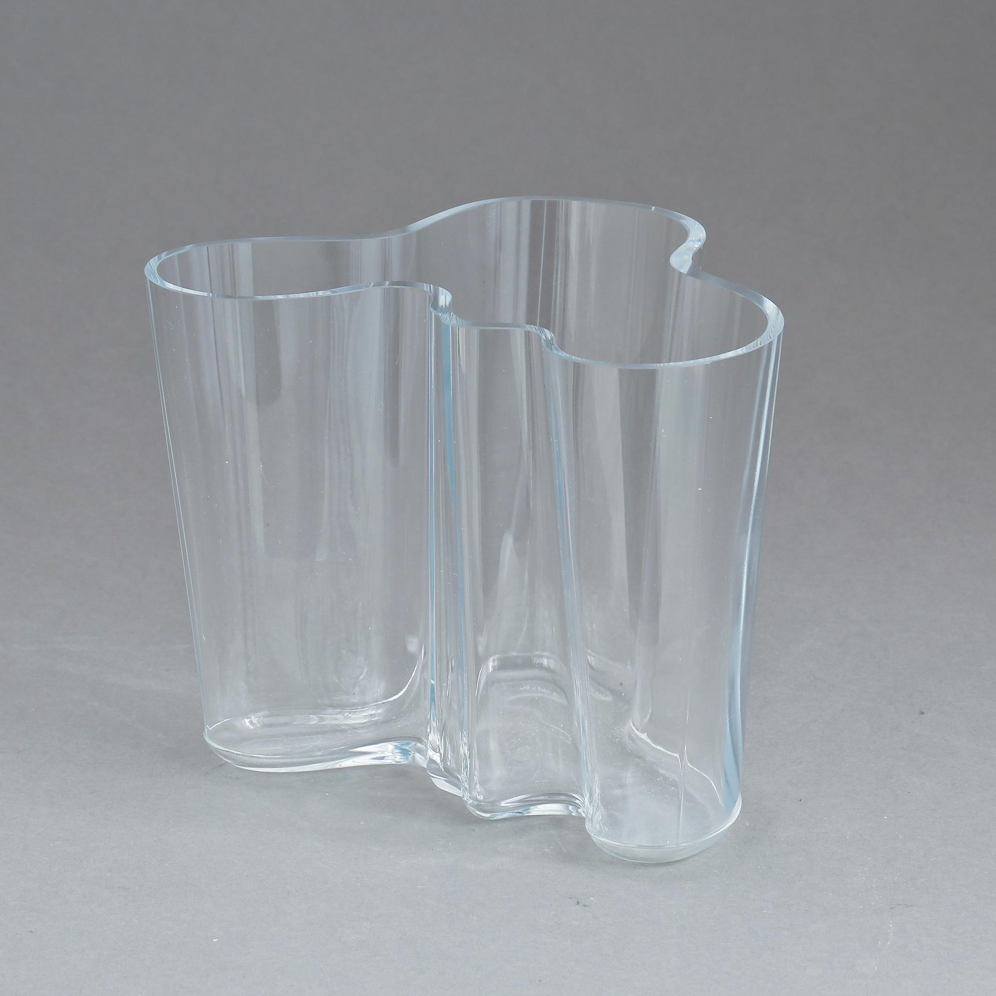 VAS, glas, Alvar Aalto, "Savoy", Iittala, Finland, sign.