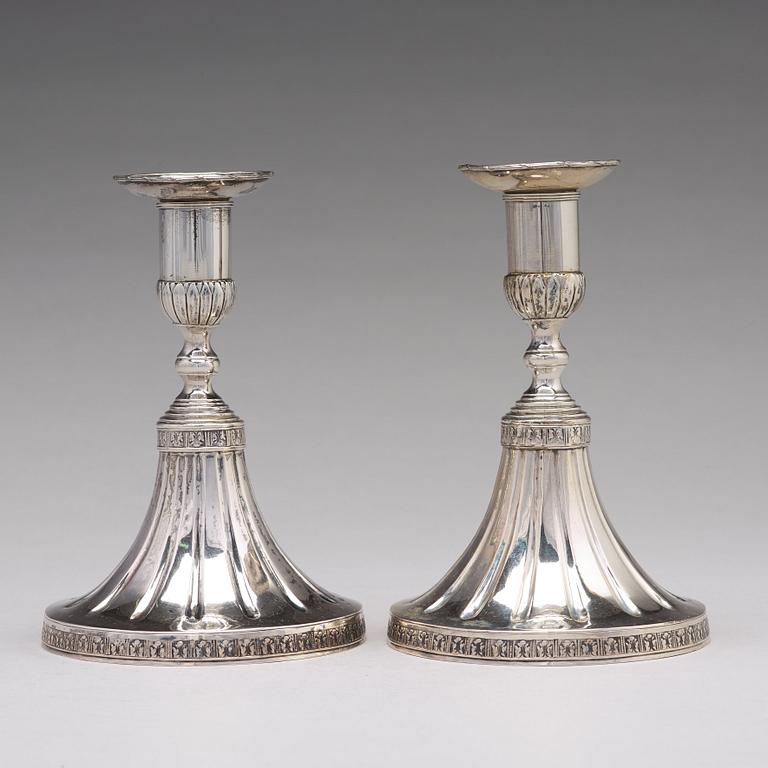 Johan Wasserman, ljusstakar, sk spelstakar, ett par, silver, Lindesberg 1780. Gustavianska.