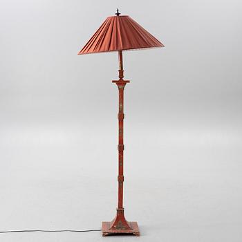 A chinoiserie floor lamp, 20th century.