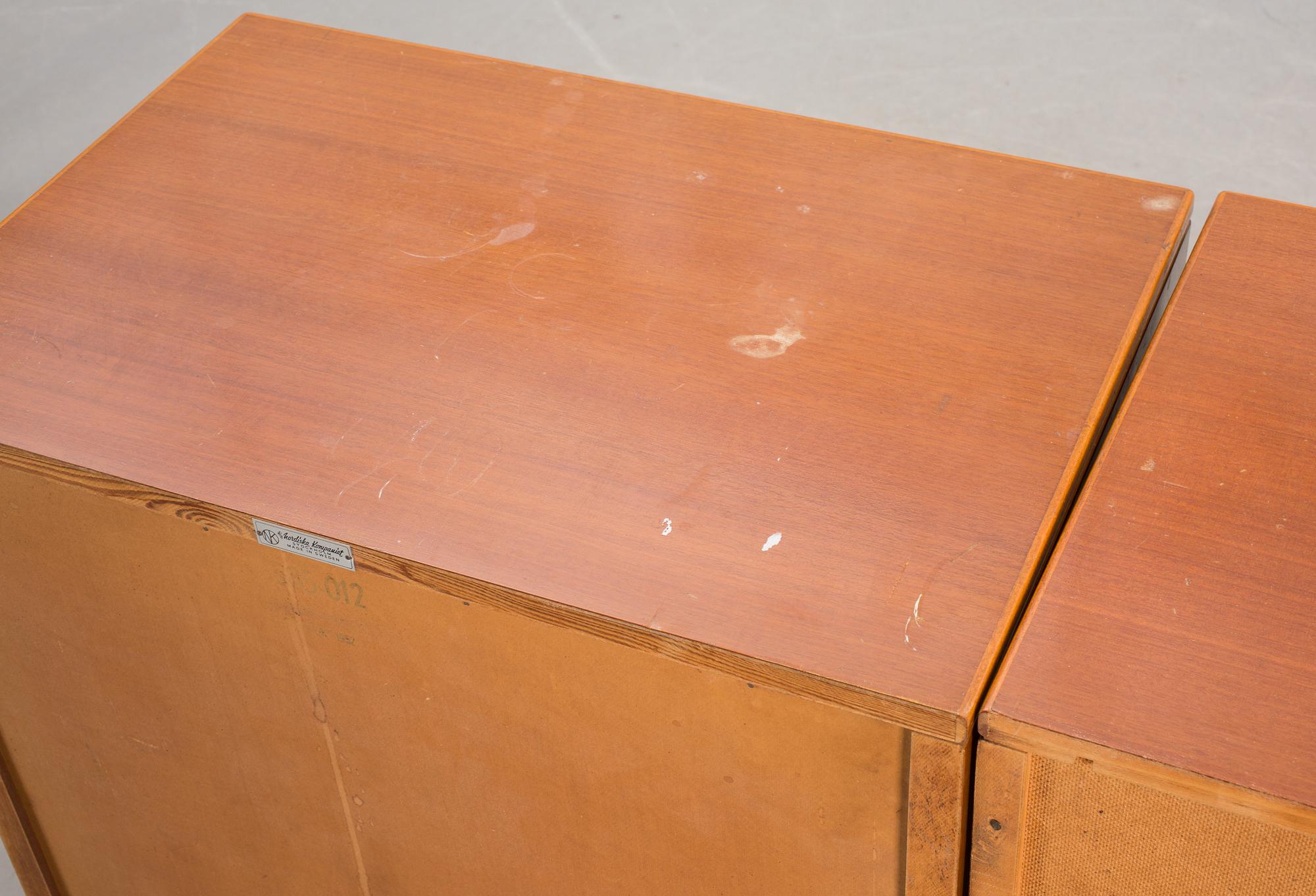 BYRÅ och SKÅP, 2 delar, "Futura"-serien, David Rosén, Nordiska Kompaniet, 1900-talets mitt.