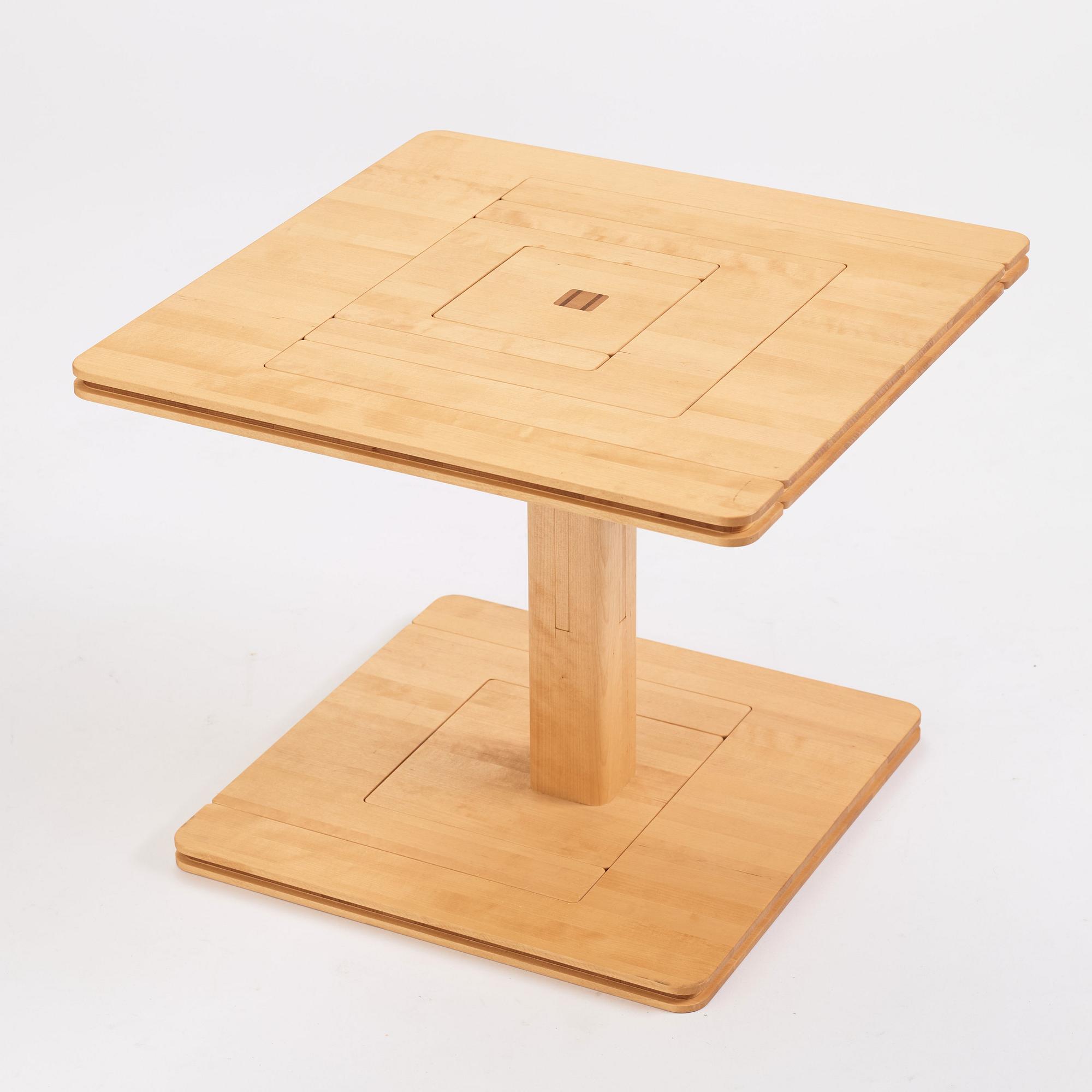 Jun Furukawa, bord, unik prototyp, Atelier Yocto, Sverige/Japan, utfört ca 2014-15.