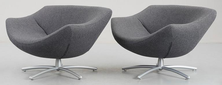 FÅTÖLJER, ett par, "Ginna", Gerard van der Berg, Holland.