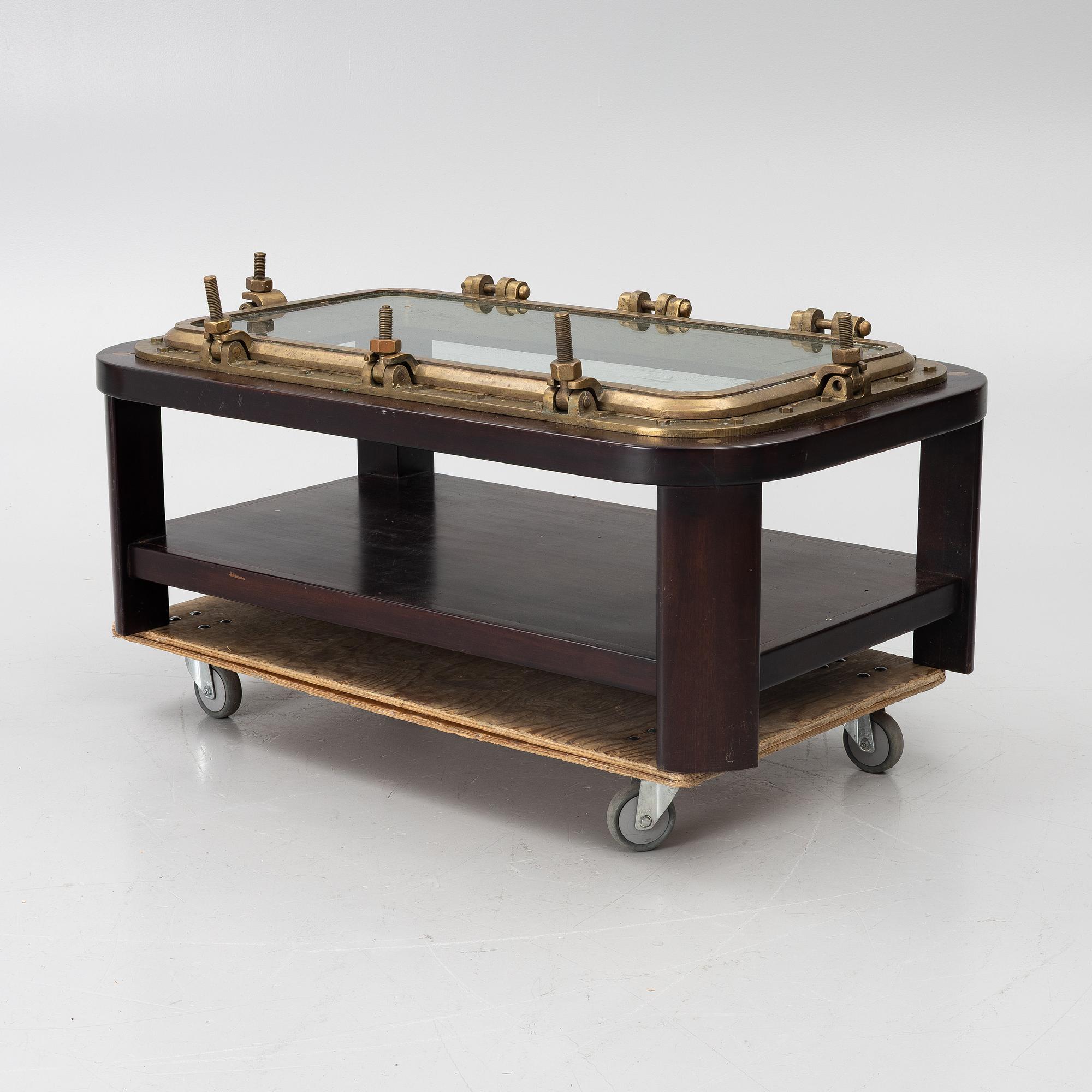 Coffee table, 20th/21st century.