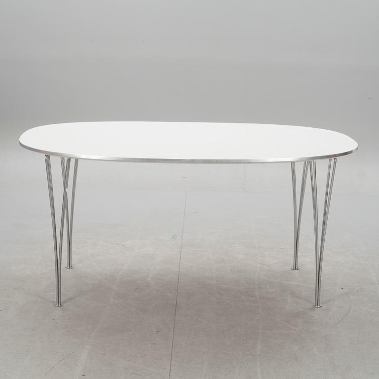 MATBORD, "Superellips" design av Piet Hein och Bruno Mathsson för Fritz Hansen, Danmark.