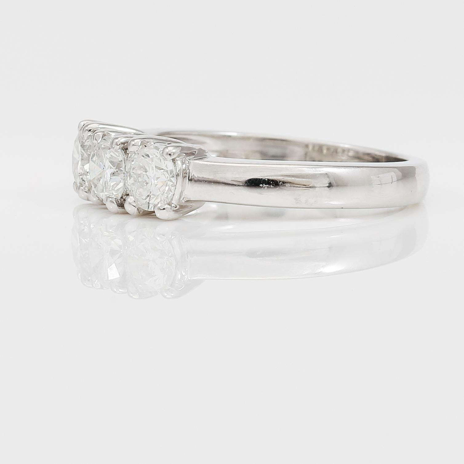 RING, briljantslipade diamanter totalt ca 1,02 ct.