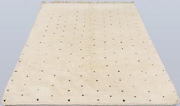 A rug, Morocco, approx. 243 x 160 cm.