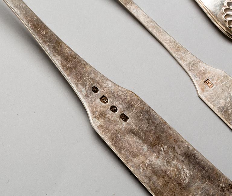 PARTI SILVER, 10 delar, silver. 1800-tal. Total vikt ca 640 gram.