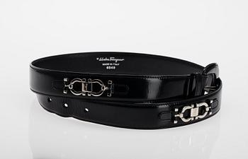 SKÄRP, 3 stycken, Salvatore Ferragamo, Etienne Aigner och Michael Kors.