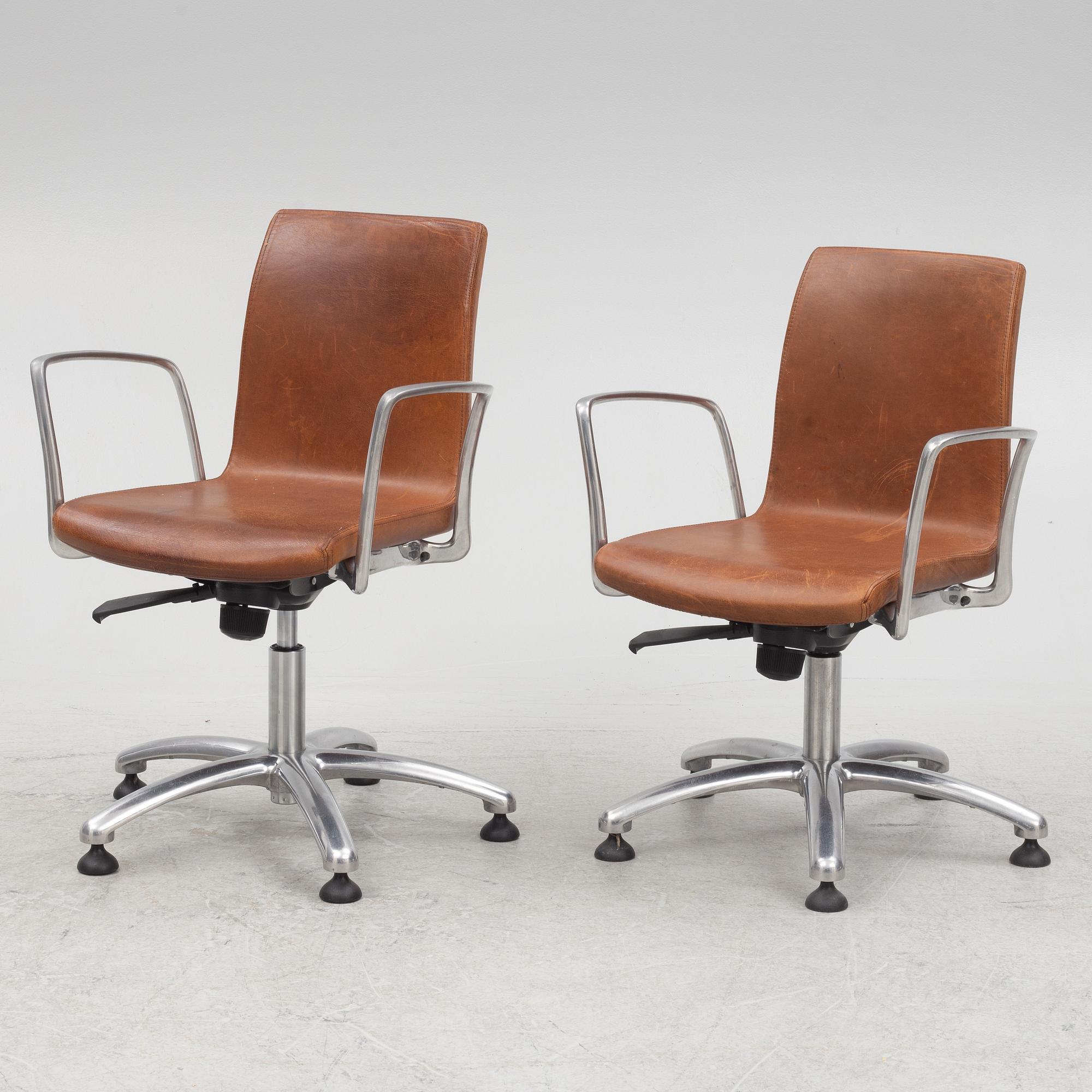 Jorge Pensi, a pair of "Gorka" swivel chairs, Aksaba, Spain.