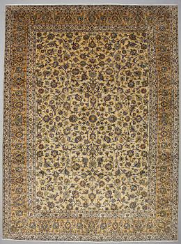 A CARPET, KASHAN, CA 408 X 297 CM.