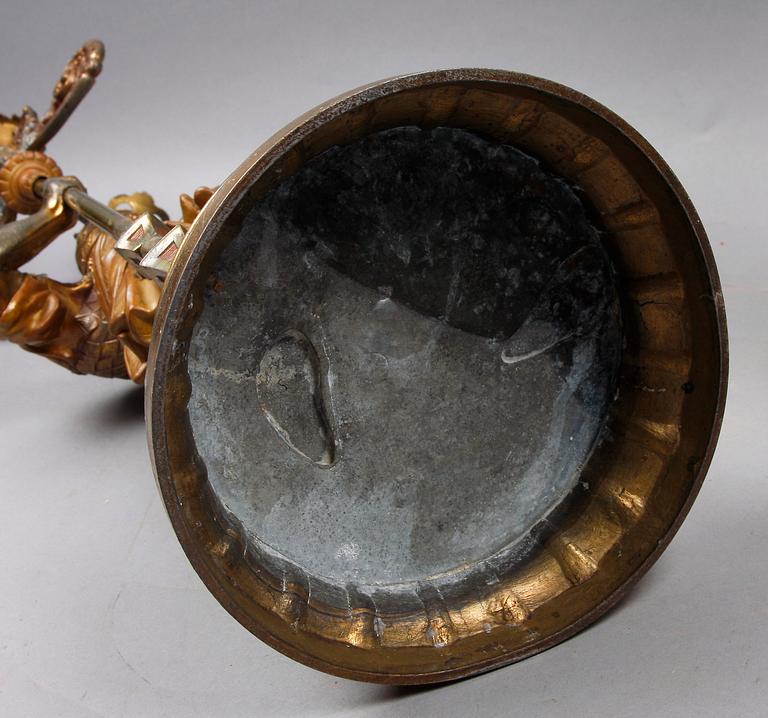 KANDELABRAR, ett par. 1800-talets andra hälft.