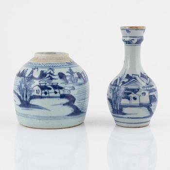 Two blue and white vases/table lamps, China, 18th/19th century.