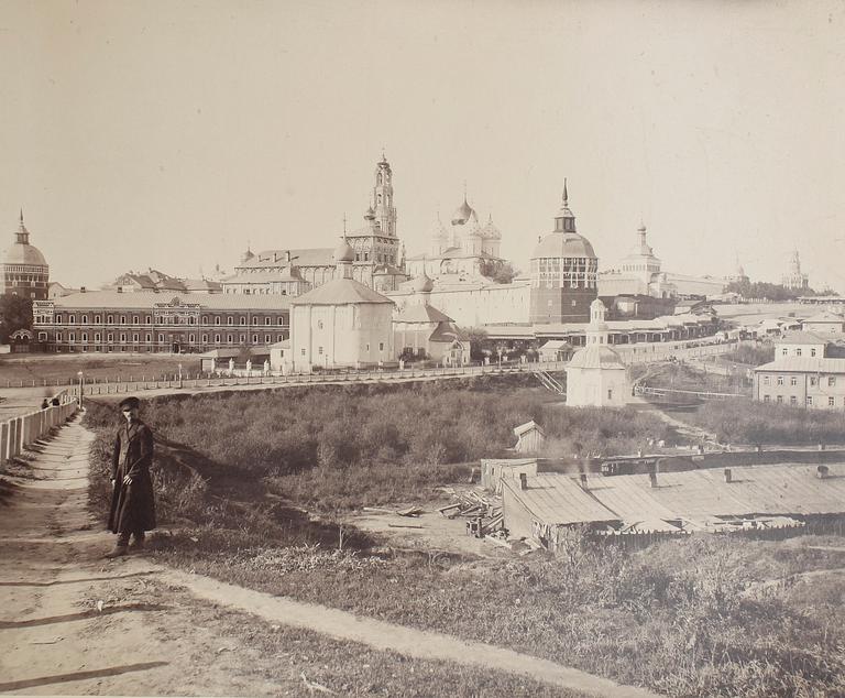 FOTOGRAFIER, 3st, Ryssland, signerade a tergo.