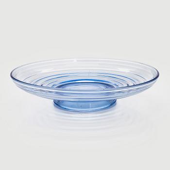Aino Aalto, A 1930s glass bowl 4135, 'Bölgeblick'  for Karhula Glassworks, Finland.