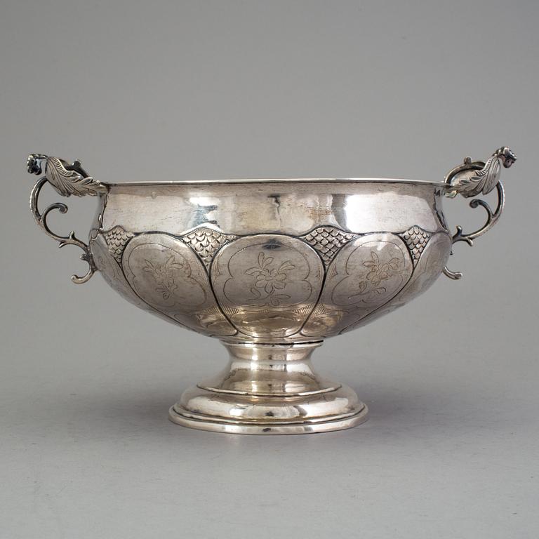 NILS GRUBB, Hudiksvall 1782, brännvinsskål, silver, vikt c:a 335 gram.