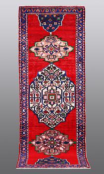 A Fereydan runner, ca 290 x 112 cm.