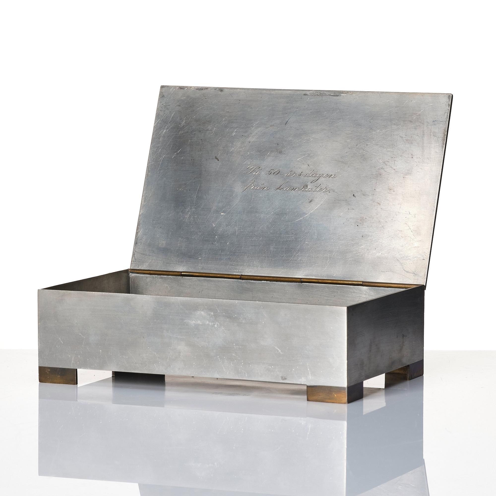 Björn Trägårdh, a lidded pewter and brass box, Firma Svenskt Tenn, Stockholm 1930.