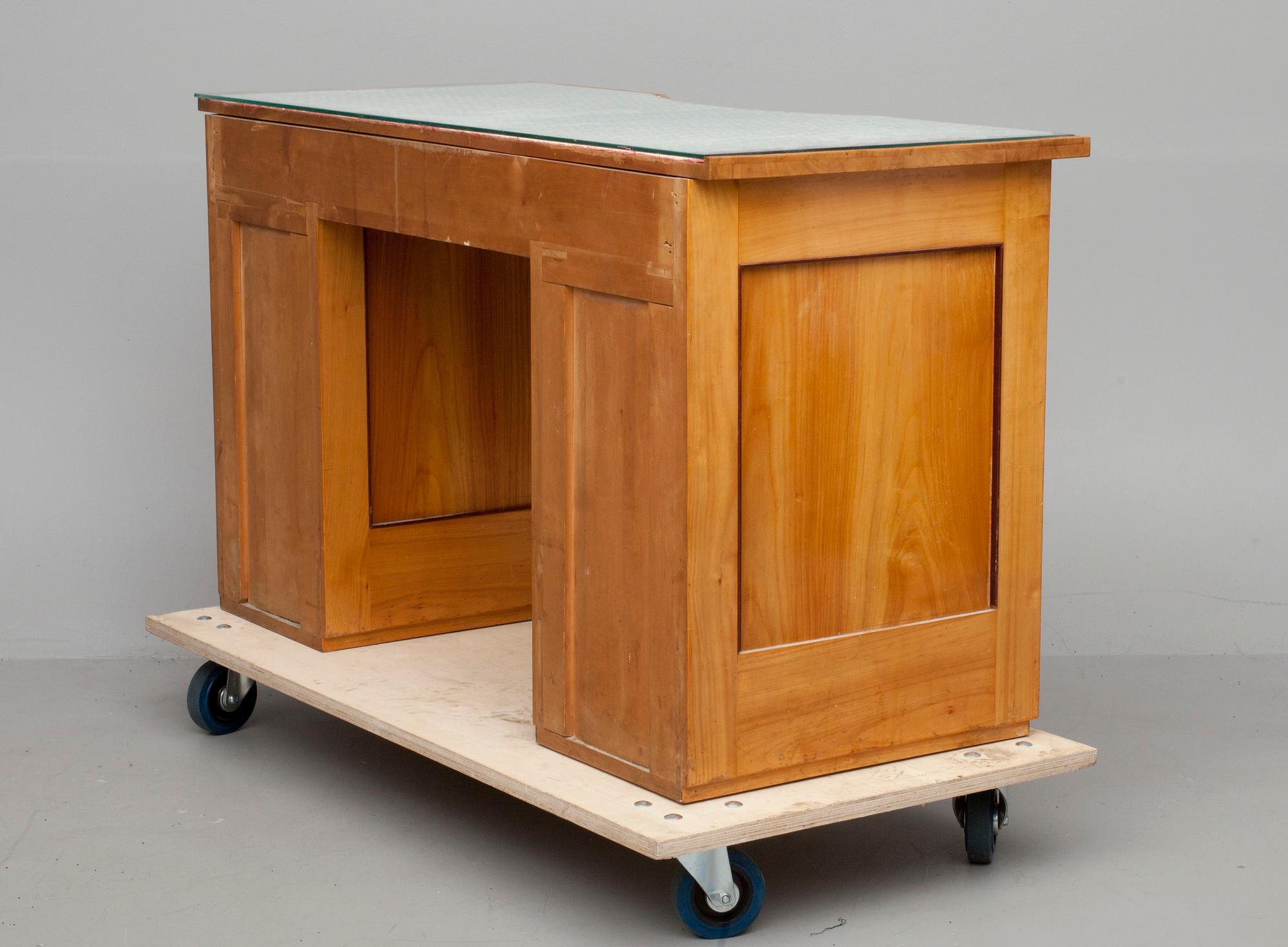 SKRIVBORD, jugend, 1900-talets början.