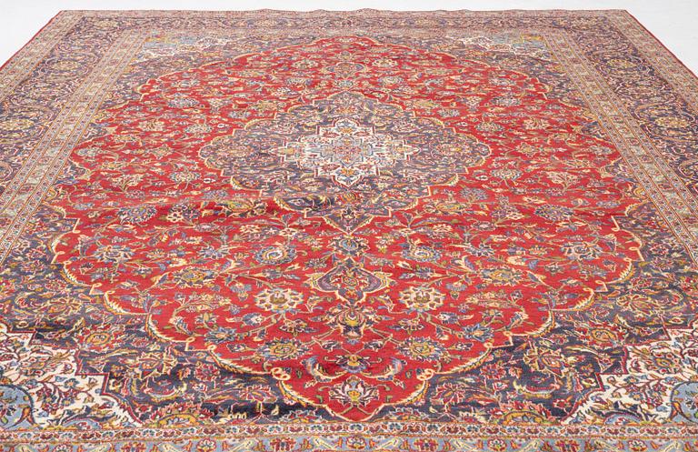 Matta, Keshan, ca 408 x 298 cm.