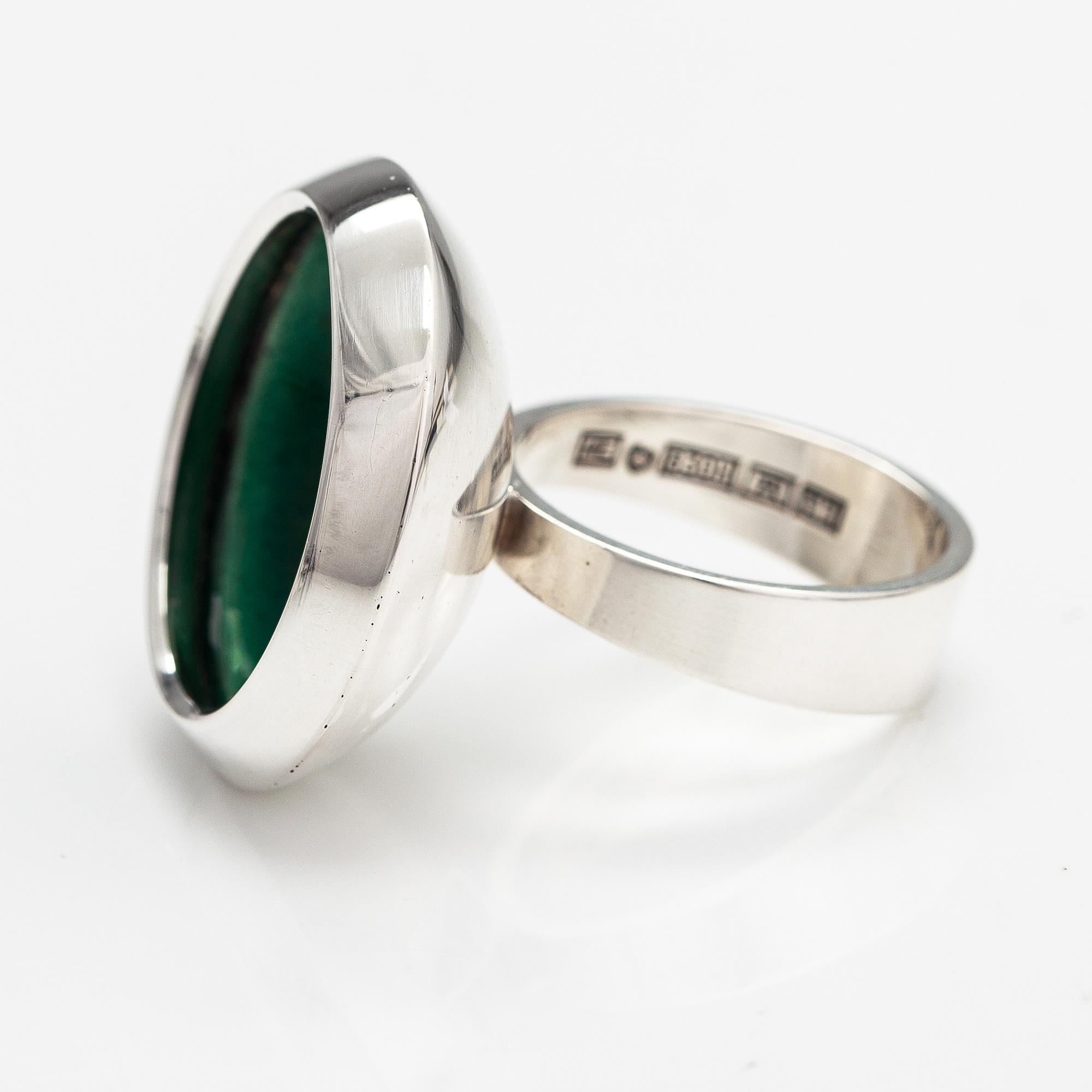 A silver and enamel ring. Kultateollisuus, Turku 1972.