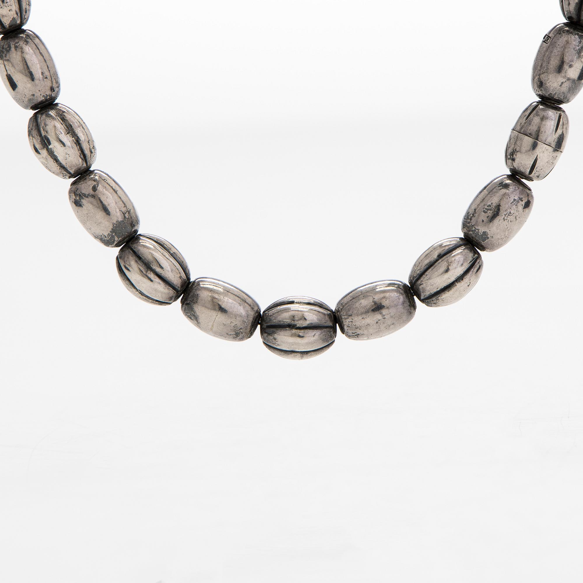 Kalevala Koru, Necklace and bracelet, “The Halikko Treasure”, silver. Helsinki 1970.