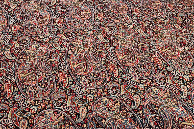 Carpet, Kirman Lavar, approx. 475 x 342 cm.
