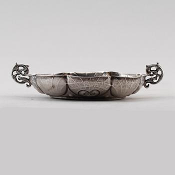 SKÅL, silver, otydliga stämplar, sannolikt 1800-tal. Vikt ca 87 g.