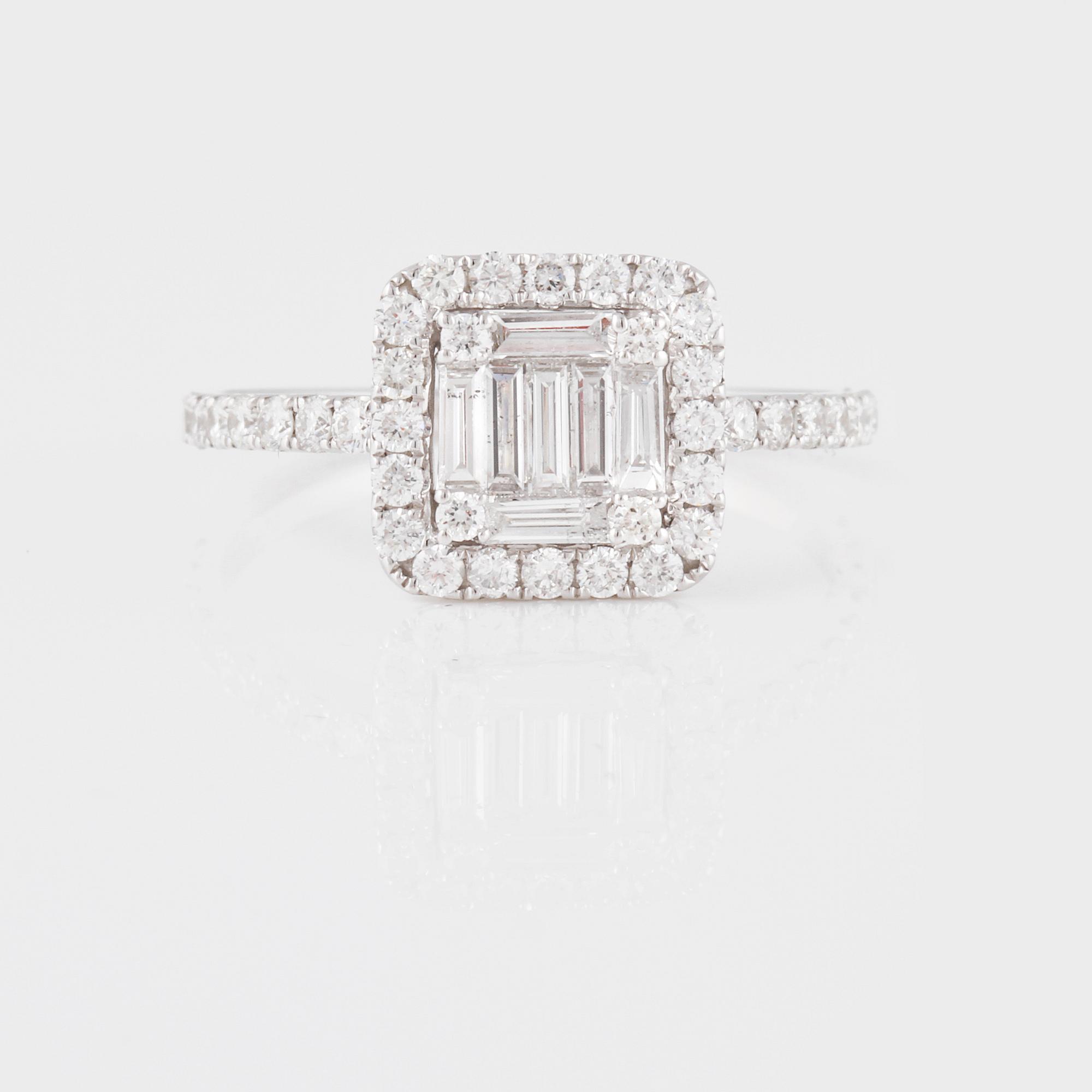 RING, med briljant och baguetteslipade diamanter ca 0.90 ct.