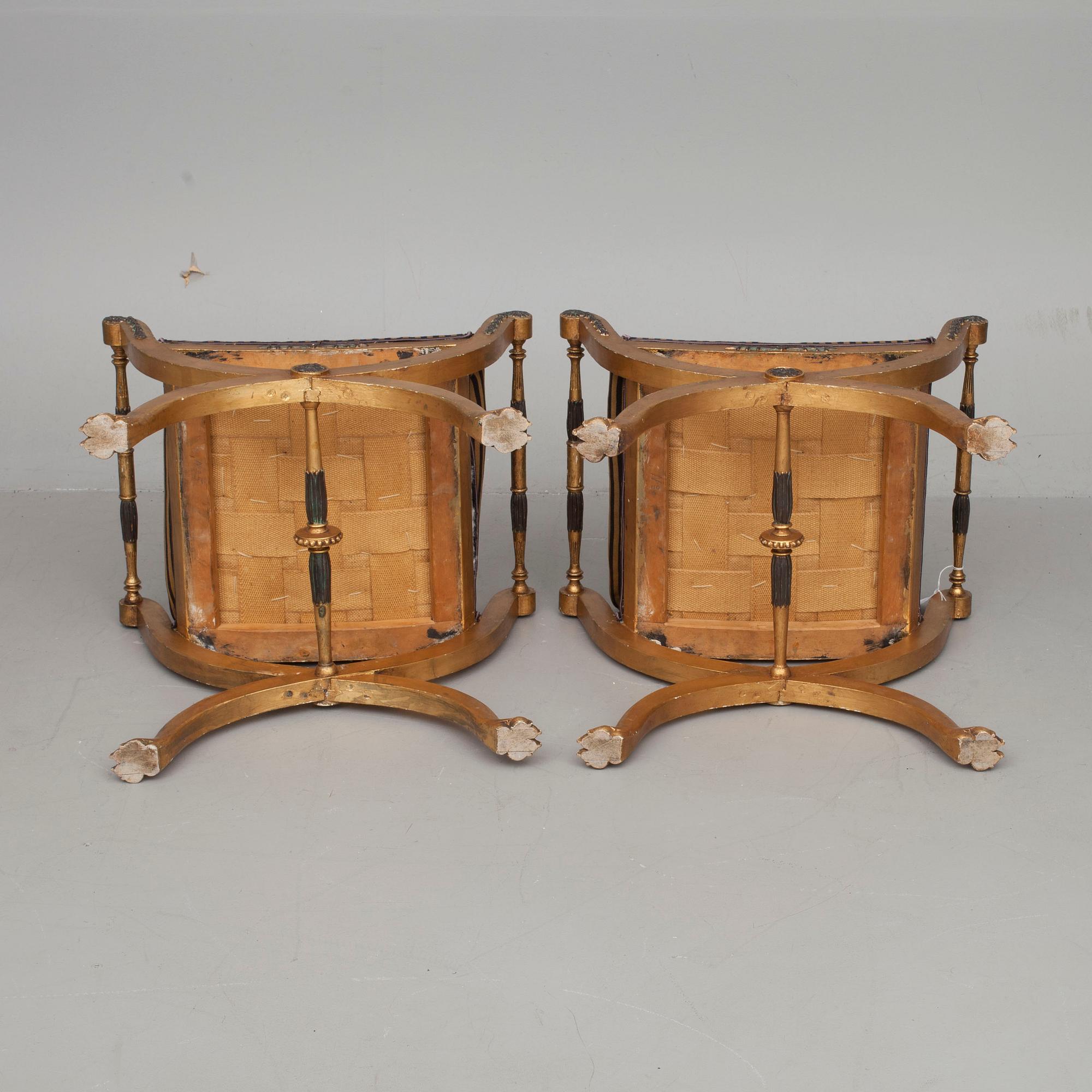 TABURETTER, ett par, sekelskiftet 1800/1900.