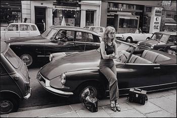 337. Carl Johan De Geer, "Marie-Louise Ekman i egna kläder, Paris 1967".