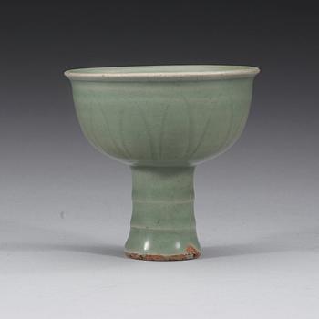 A celadon glazed stem cup, Ming dynasty (1368-1644).