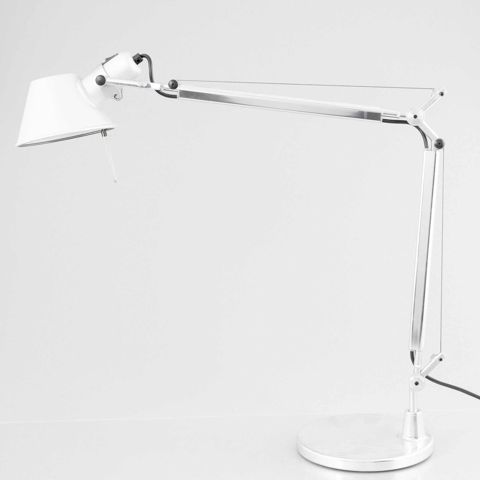 Michele De Lucchi & Giancarlo Fassina, table lamps, a pair, "Tolomeo", Artemide, Italy.