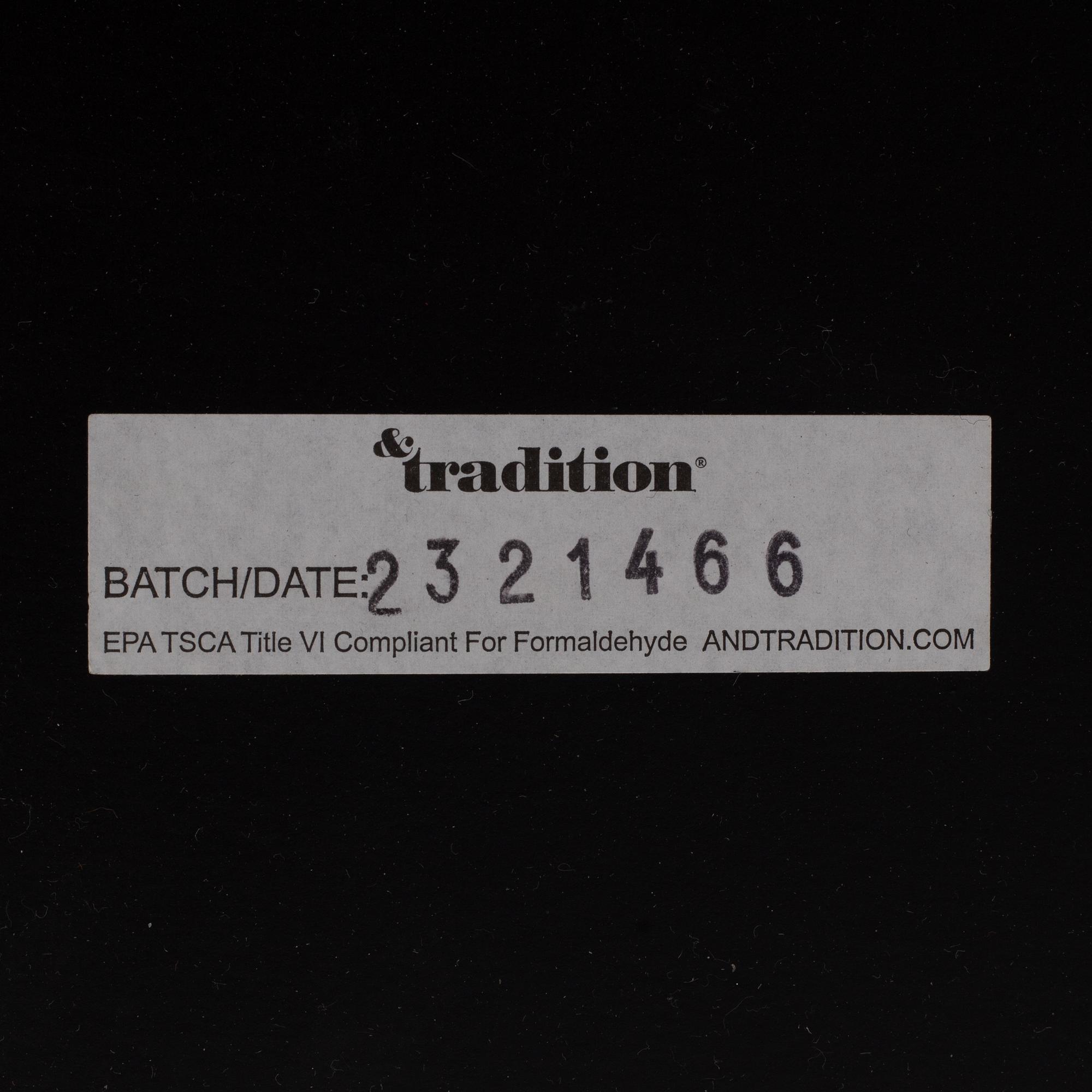 Sami Kallio, matbord, "In Between SK6", &Tradition.