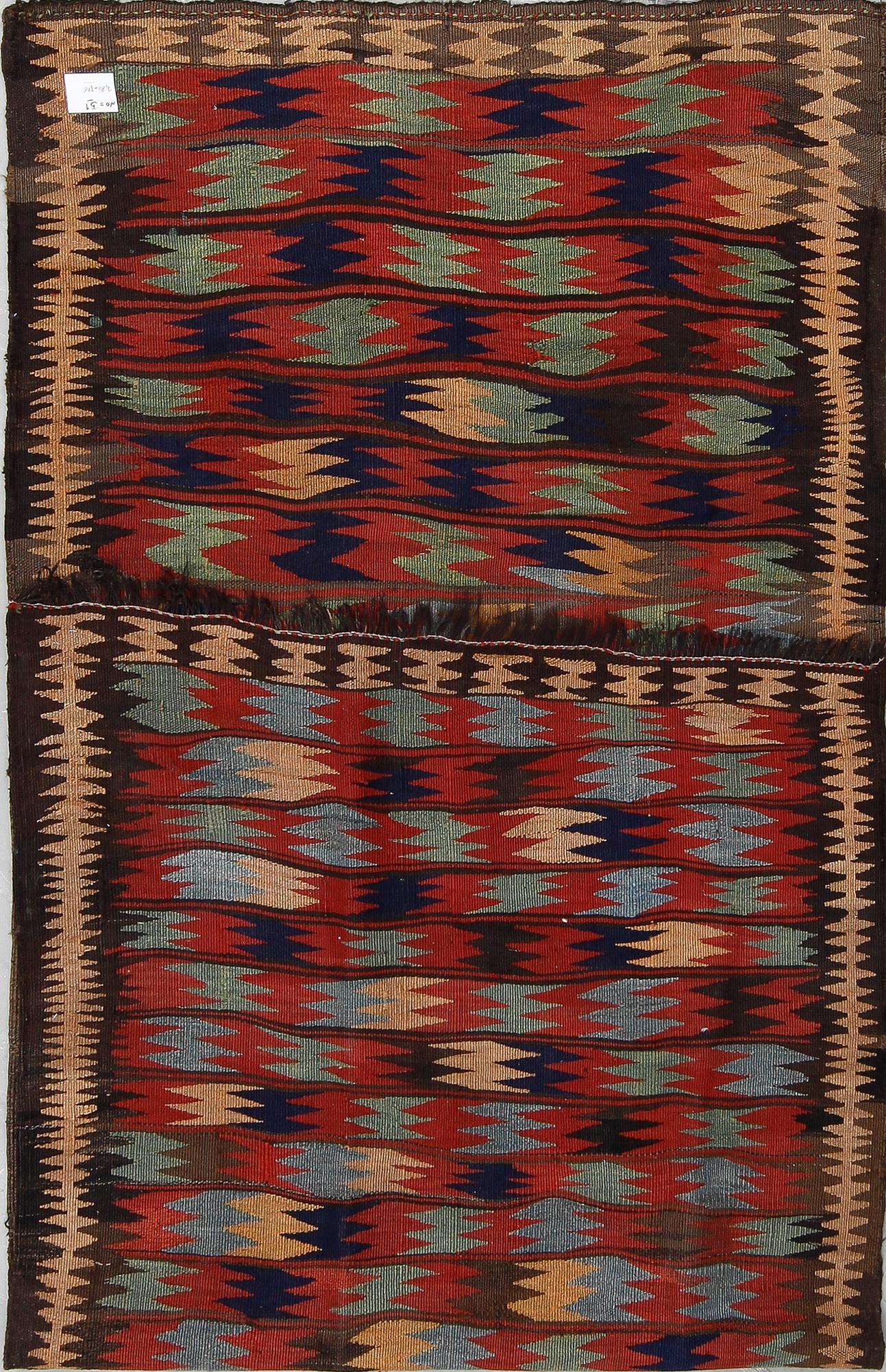 KELIM, sannolikt Veramin, ca 280x115 cm.