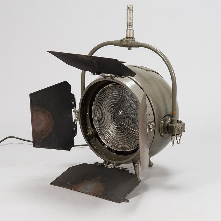 Mole Richardson, studiovalaisin, "Sputnik", Lontoo Englanti, 1950-luku.