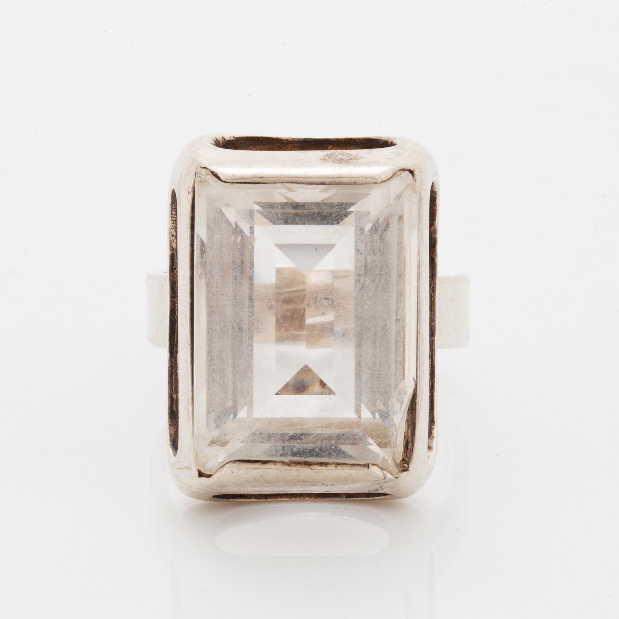 Bengt Hallberg, ring, silver med bergkristall.