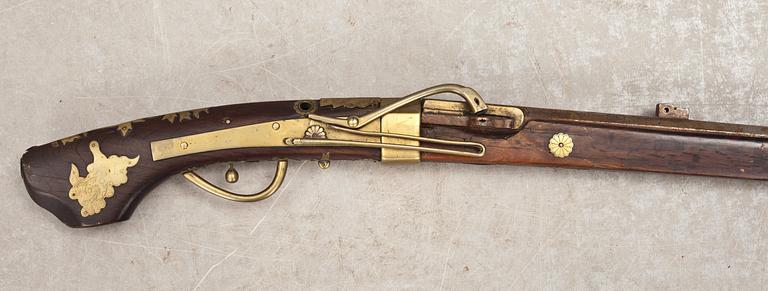 GEVÄR, Teppo.  Japan, 1800-Tal.