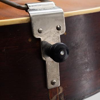 Gibson, "L-1", acoustic guitar, 1912, USA.