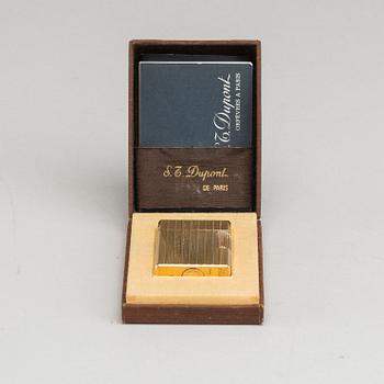 A Dupont de Paris lighter, second half of the 20th century.