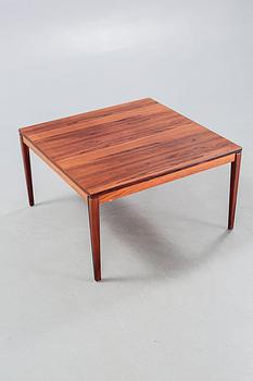 A 1960/70s coffee table. CITES-certificate.