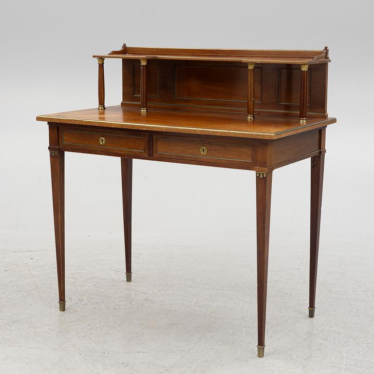 An early 20th Gustavian style century desk.