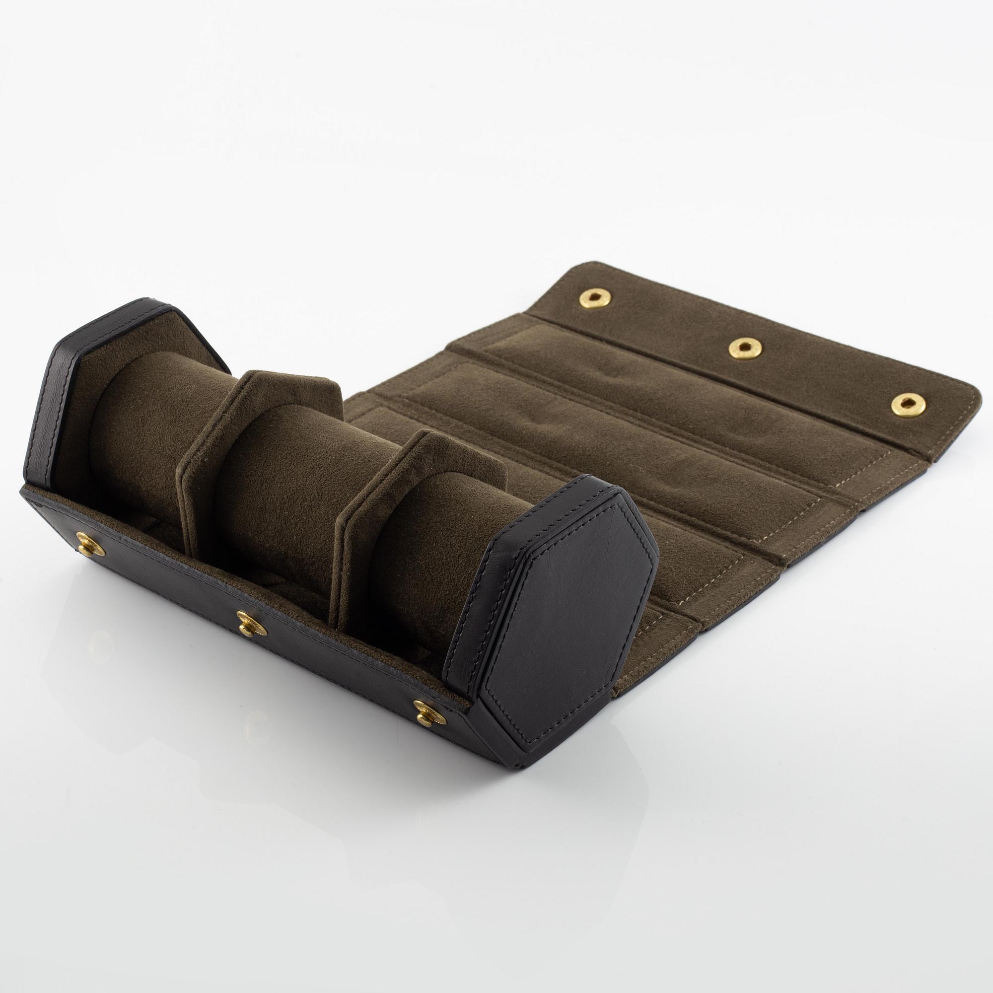 Bennett Winch, travel case, Triple Watch Roll.