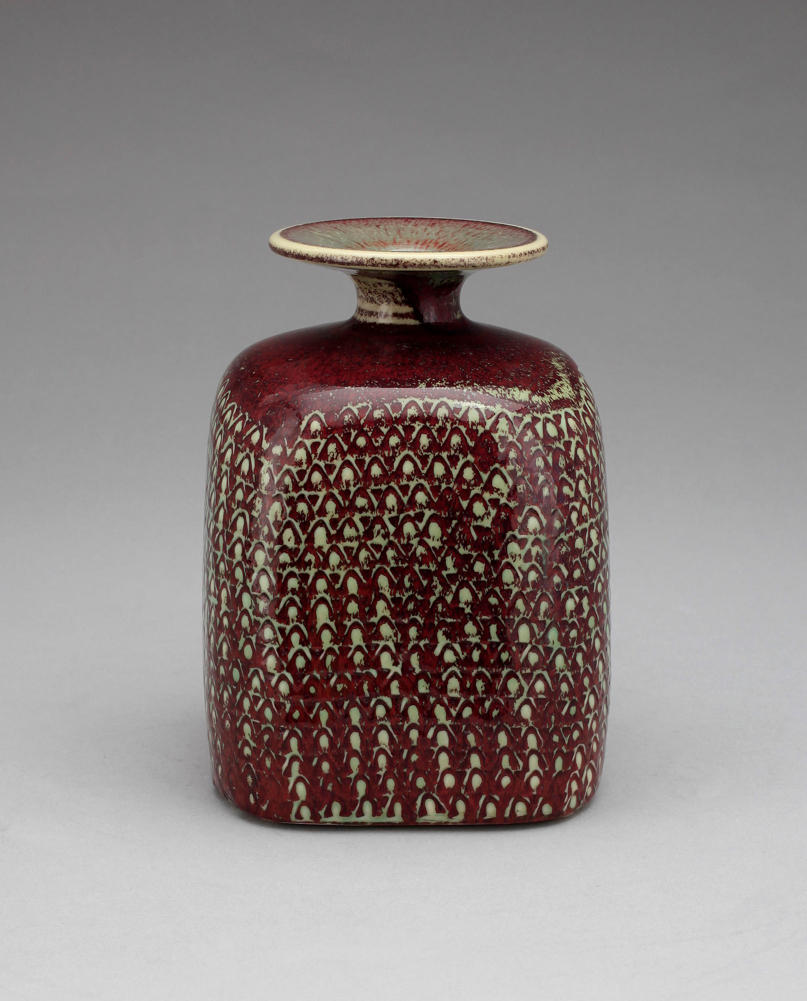 VAS, stengods, Stig Lindberg Gustavsberg, 1970-tal.