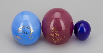 GLASÄGG, 2+1 st, signerade Edna Hibel/Nuutajärvi Notsjö, Harri Jokinen, Iittala. 1900-talets slut.