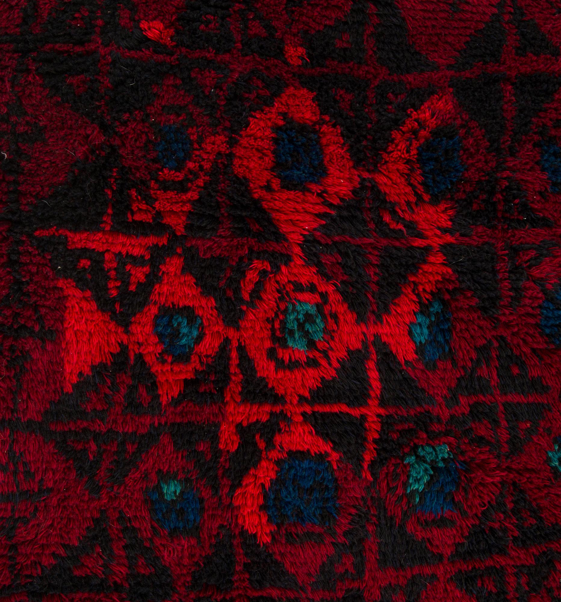 Kirsti Ilvessalo, ryijy, malli Suomen Käsityön Ystävät. Noin 184 x 126 cm.