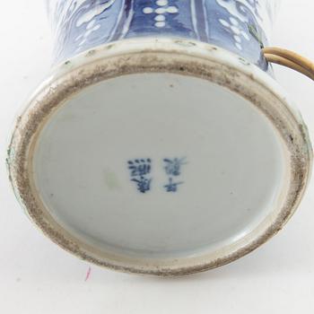 Table lamp/Vase China 20th century porcelain.