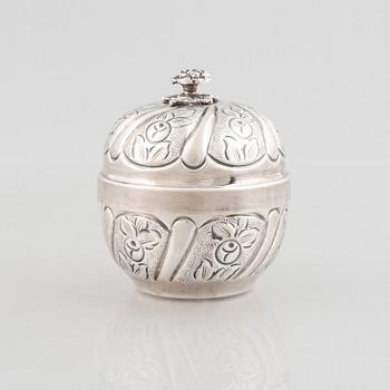 Lided bowl, silver 900, 20th Century.