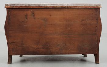 BYRÅ, rokoko, 1700-talets mitt.