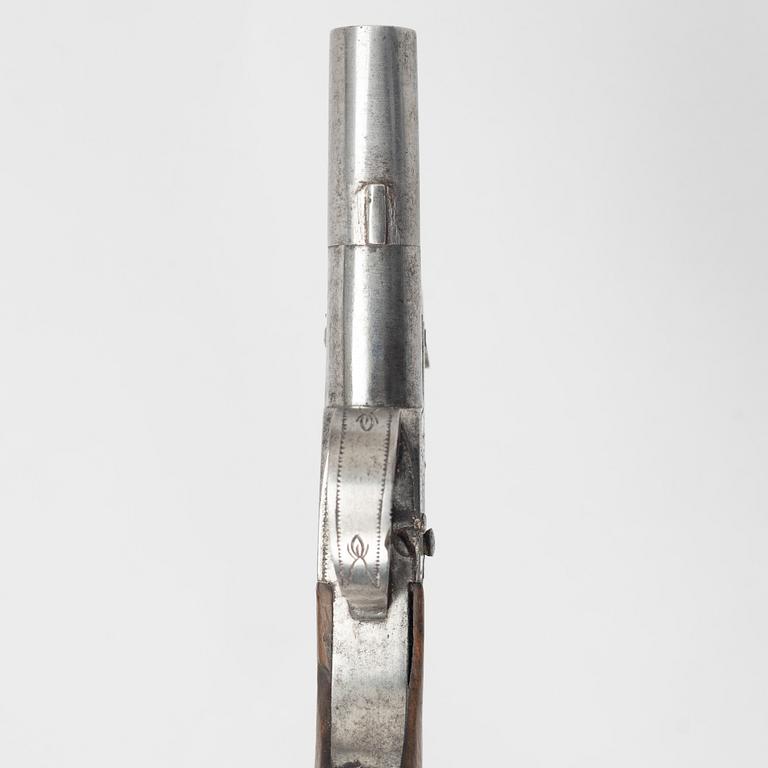 Flintlock pistol, early 19th century.