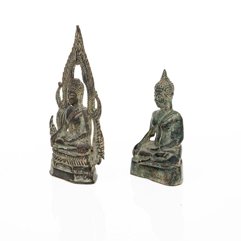 BUDDHA SKULPTURER, 2 st, brons, Thailand 1900-tal.